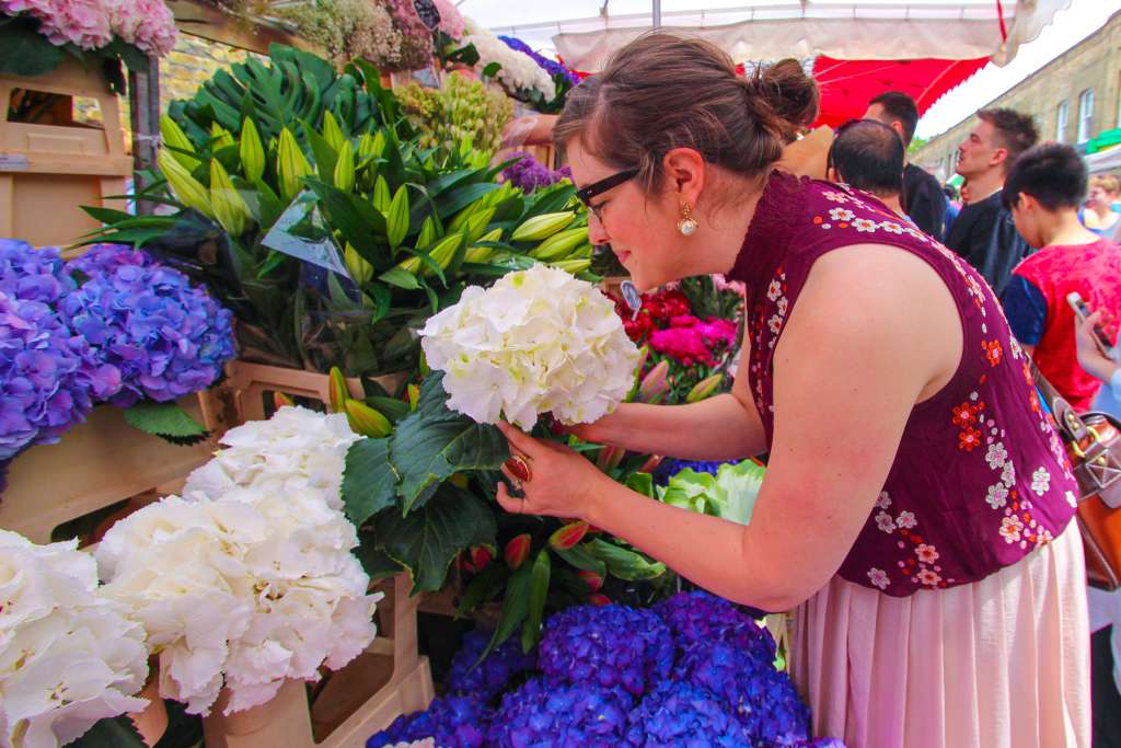 Columbia Road Flower Market Scenery London